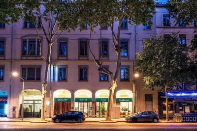 Aparthotel Adagio Lyon Patio Confluence