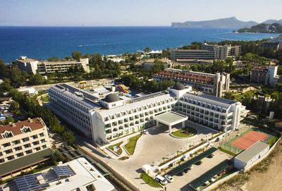 Karmir Resort & Spa Hotel