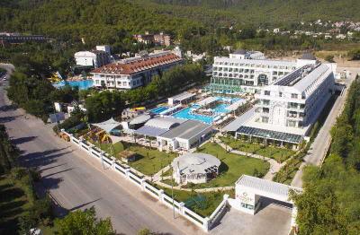 Karmir Resort & Spa Hotel