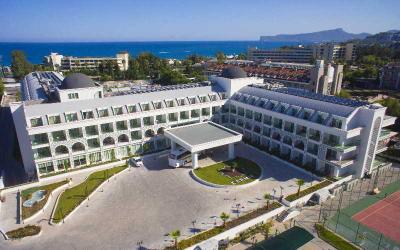 Karmir Resort & Spa Hotel
