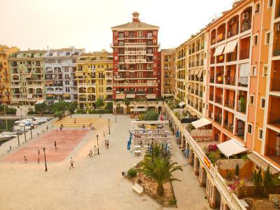 Valencia Port Saplaya Apartamentos
