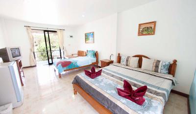 Lotus Friendly Hotel