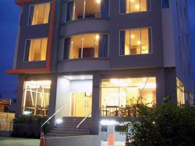 24 At Home Hotel