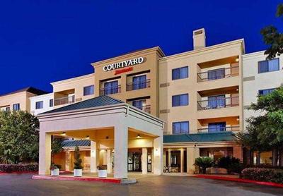 Courtyard Austin South