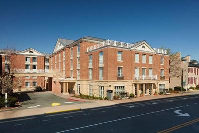 Courtyard Charlottesville- University Medical Cent