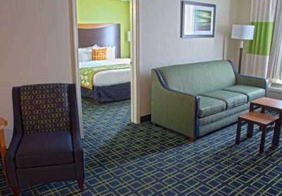 Fairfield Inn & Suites Charleston Airport