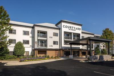Courtyard Charlotte Ballantyne