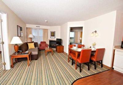 Residence Inn Holland