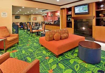 Comfort Inn & Suites (Houston North)