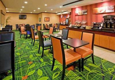 Comfort Inn & Suites (Houston North)