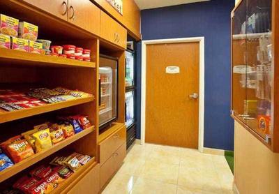 Comfort Inn & Suites (Houston North)
