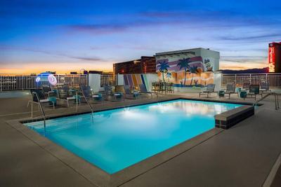 SpringHill Suites Las Vegas Convention Center