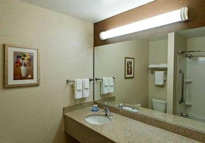 Fairfield Inn & Suites Lawton
