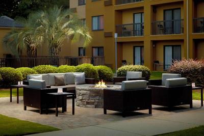 Courtyard Macon