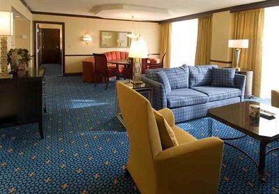 Renaissance Mobile Riverview Plaza Hotel