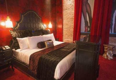 The Saint Hotel, Autograph Collection
