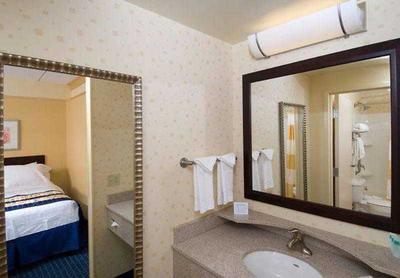 SpringHill Suites Norfolk Old Dominion University