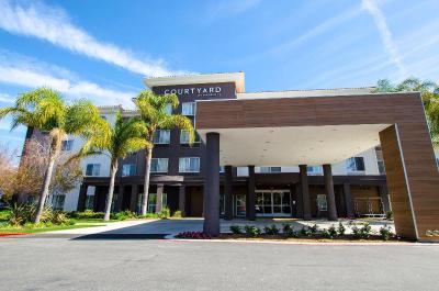 Courtyard Ventura Simi Valley