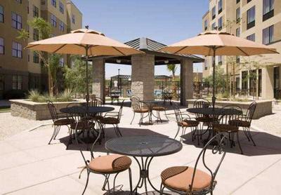Courtyard Phoenix North/Happy Valley