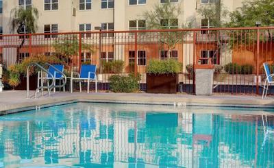 Holiday Inn Express & Suites Phoenix - Mesa West