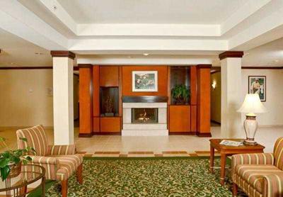 Fairfield Inn & Suites Brunswick Freeport