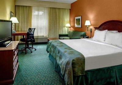Courtyard By Marriott Chapel Hill