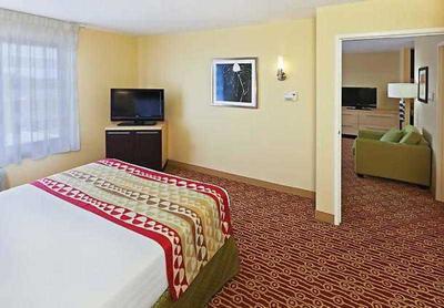 TownePlace Suites Tulsa Broken Arrow