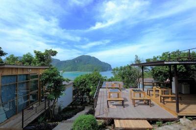 Phi Phi Sea Sky Resort