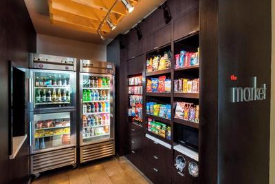 Courtyard by Marriott Atlanta Budorf Mall