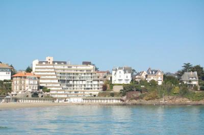 Le Crystal Dinard Sure Hotel Collection by BW