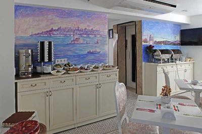Leyenda Hotel 