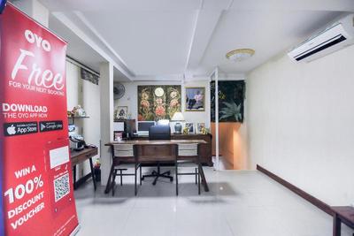Na Banglampoo Hotel