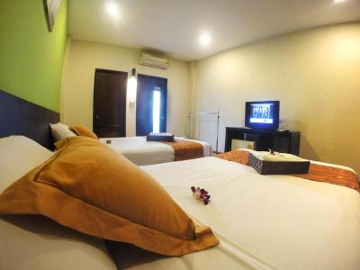 Khaosan Park Hotel