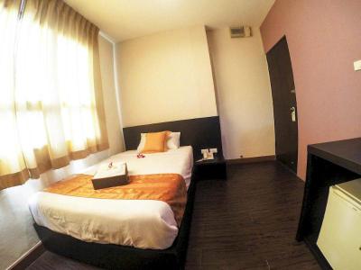 Khaosan Park Hotel