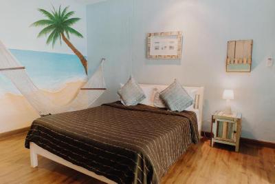 Green Gallery Bed  Breakfast