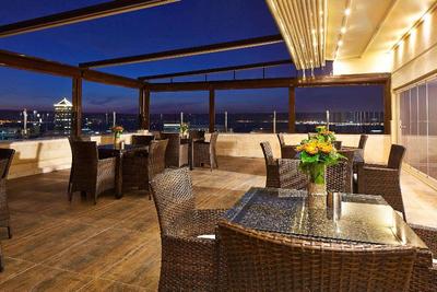 DoubleTree By Hilton İzmir Alsancak