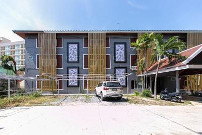 Deeden Pattaya Resort by ZUZU