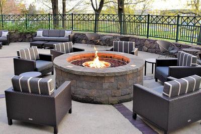 Courtyard Boston Waltham