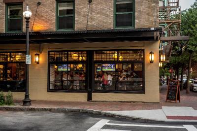 Staypineapple, A Delightful Hotel, South End