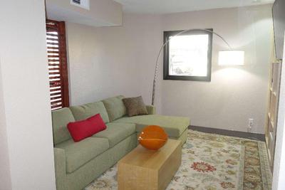 Country Inn & Suites by Radisson Bakersfield CA