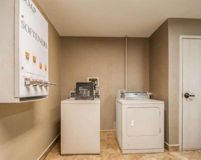 Quality Inn & Suites NJ State Capital Area