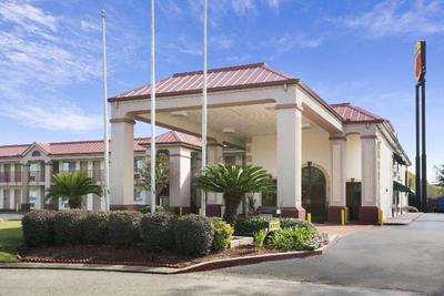 Staywell Suites Baton Rouge/I-12