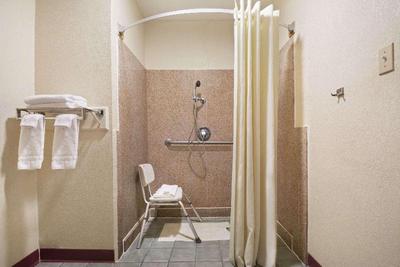 Staywell Suites Baton Rouge/I-12