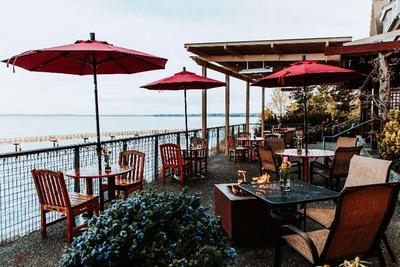 Chrysalis Inn & Spa Bellingham Curio Collection