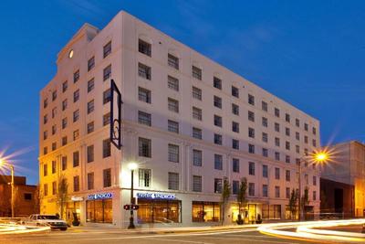 Indigo Baton Rouge Downtown
