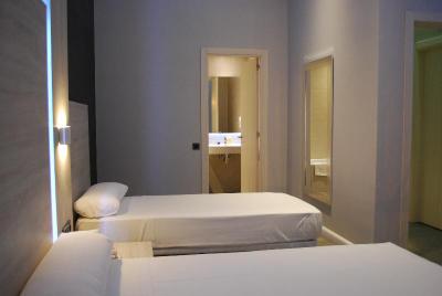 Hostal Plaza Goya