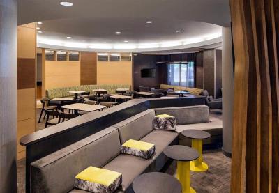 SpringHill Suites Bakersfield