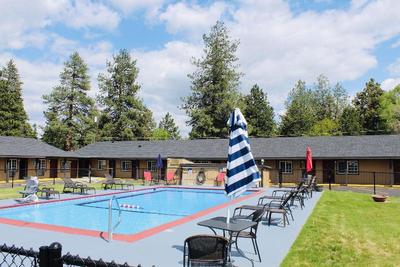 Cascade Lodge