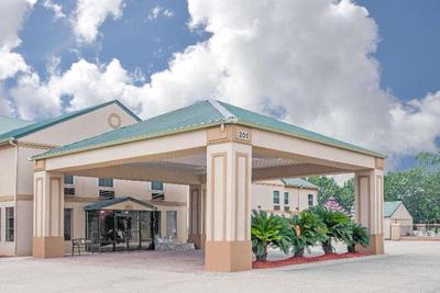 Days Inn by Wyndham Denham Springs-BatonRouge East