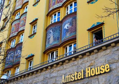 Amstel House